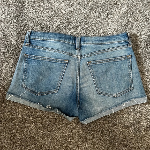 GAP Jean shorts size 27 3”. Stretch and super comfy - Picture 2 of 3